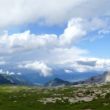 Primera visin - Panormica del paisaje dolomtico tras bajar del telecabina Grost.